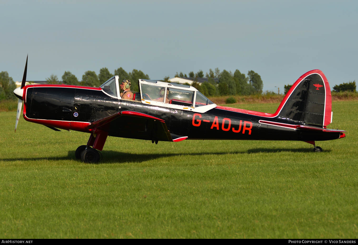 Aircraft Photo of G-AOJR | De Havilland DHC-1 Chipmunk Mk22 | AirHistory.net #656064