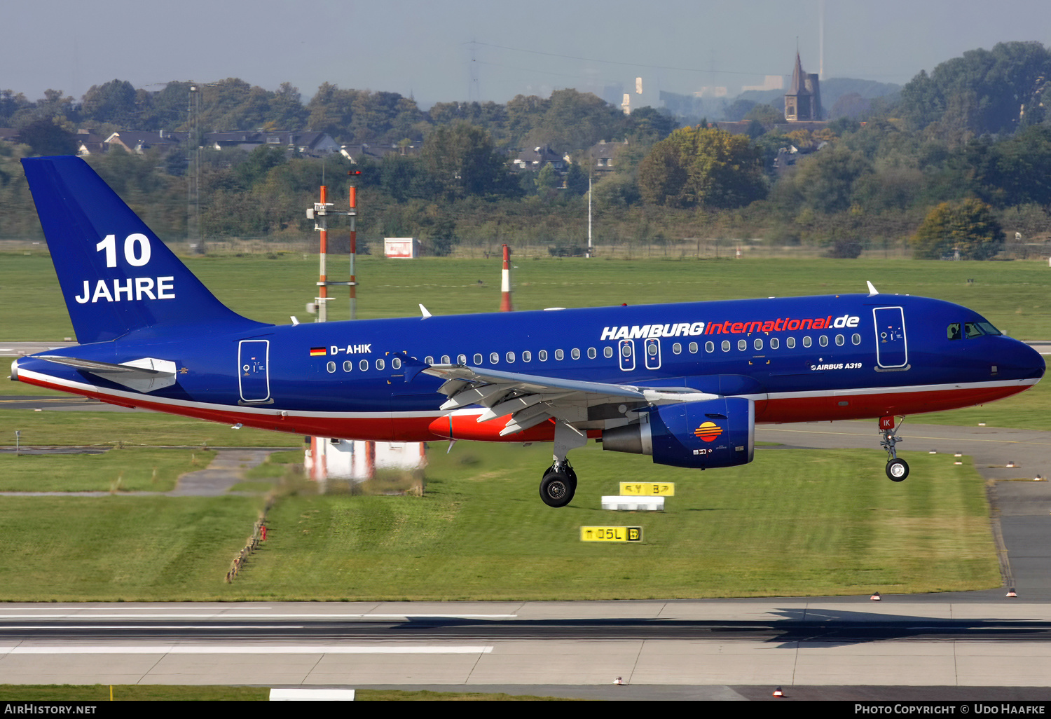 Aircraft Photo of D-AHIK | Airbus A319-112 | Hamburg International | AirHistory.net #656109