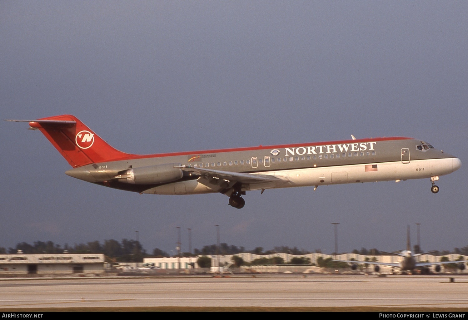 Aircraft Photo of N611NA | McDonnell Douglas DC-9-32 | Northwest Airlines | AirHistory.net #656115
