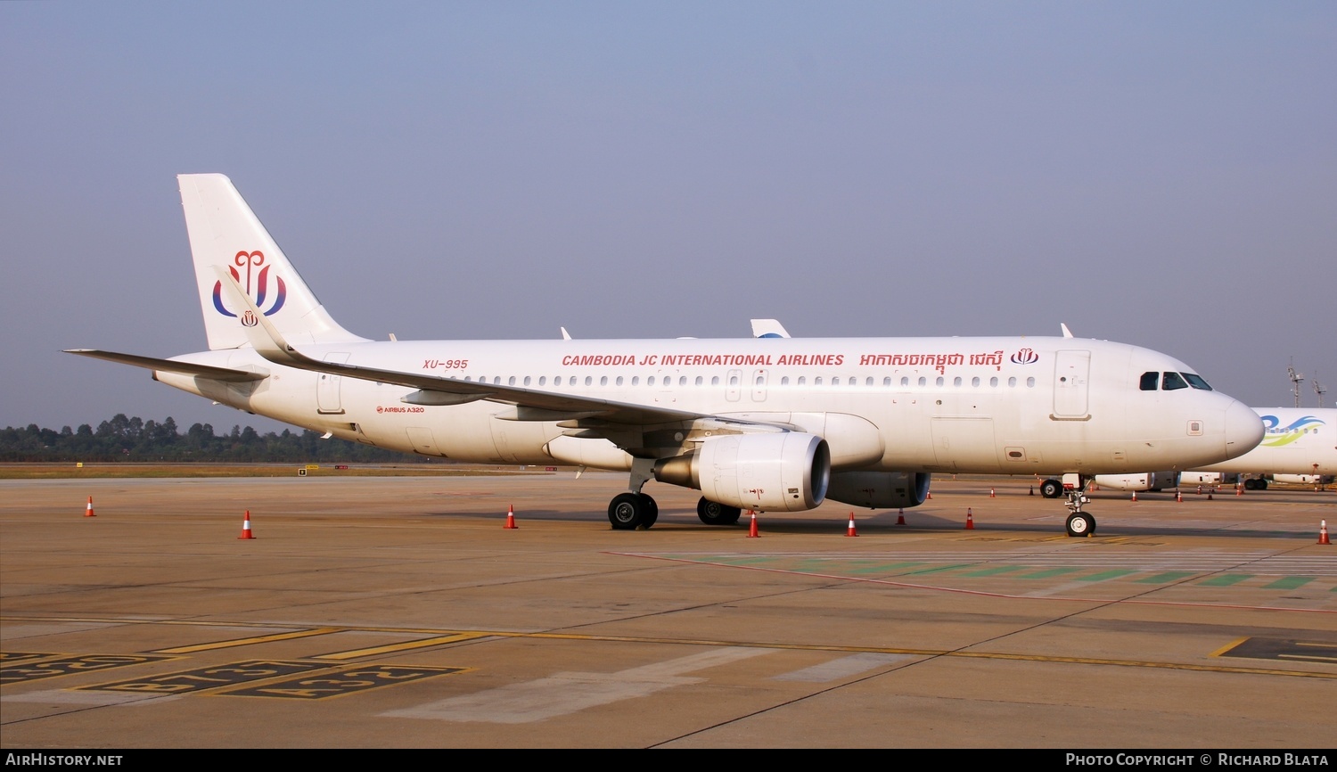 Aircraft Photo of XU-995 | Airbus A320-214 | JC International Airlines | AirHistory.net #656124
