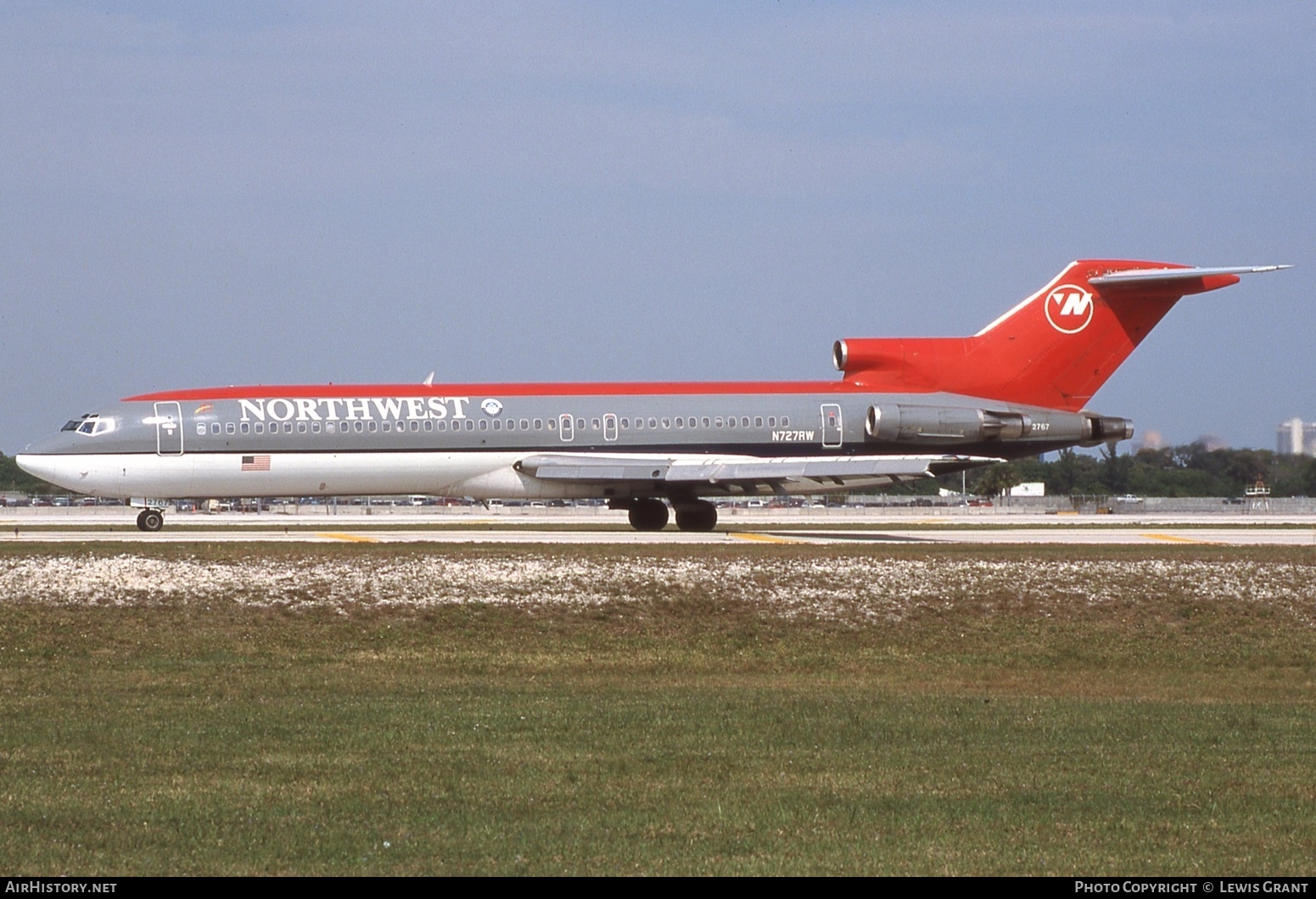Aircraft Photo of N727RW | Boeing 727-2M7/Adv | Northwest Airlines | AirHistory.net #656140