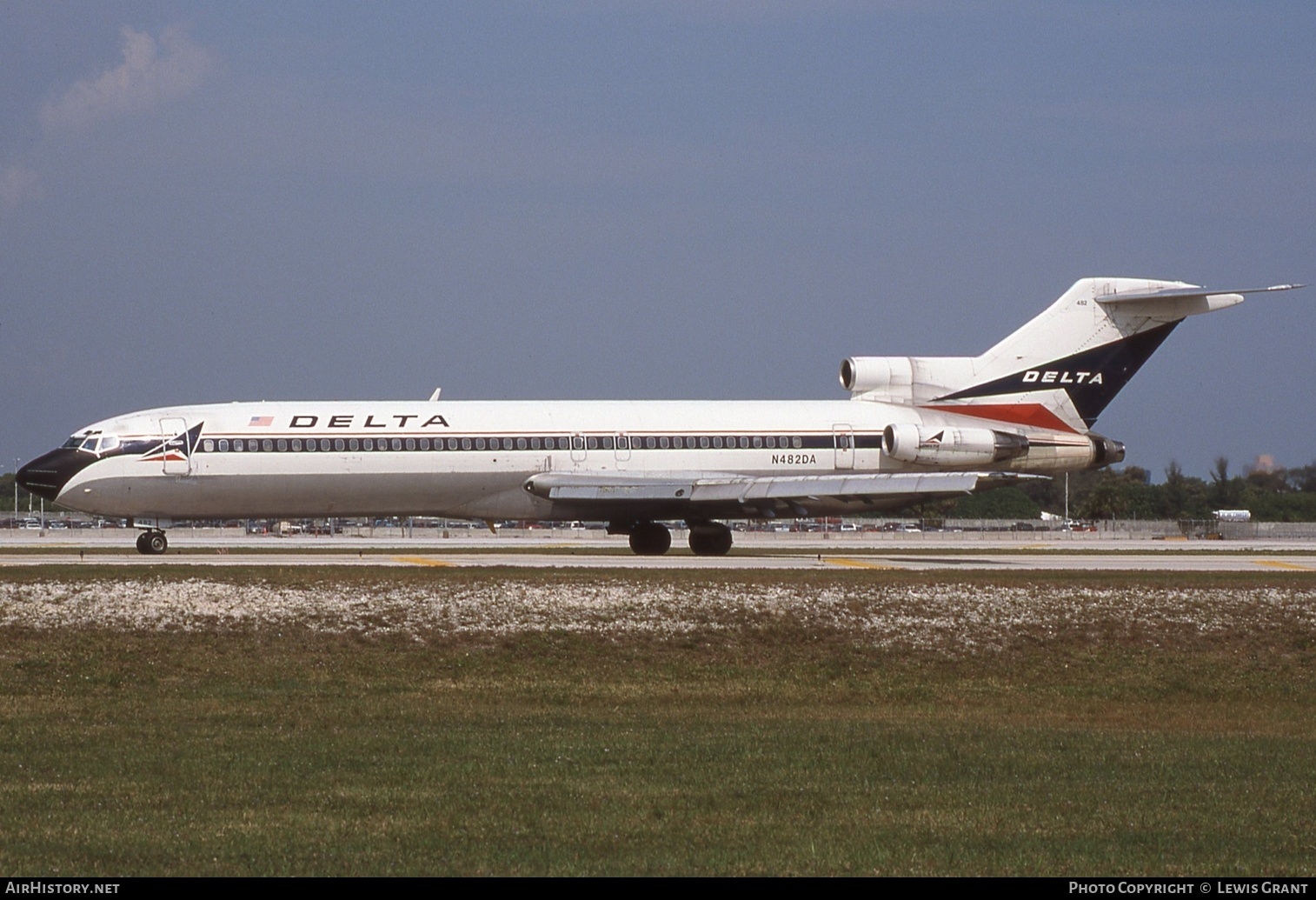 Aircraft Photo of N482DA | Boeing 727-232/Adv | Delta Air Lines | AirHistory.net #656151