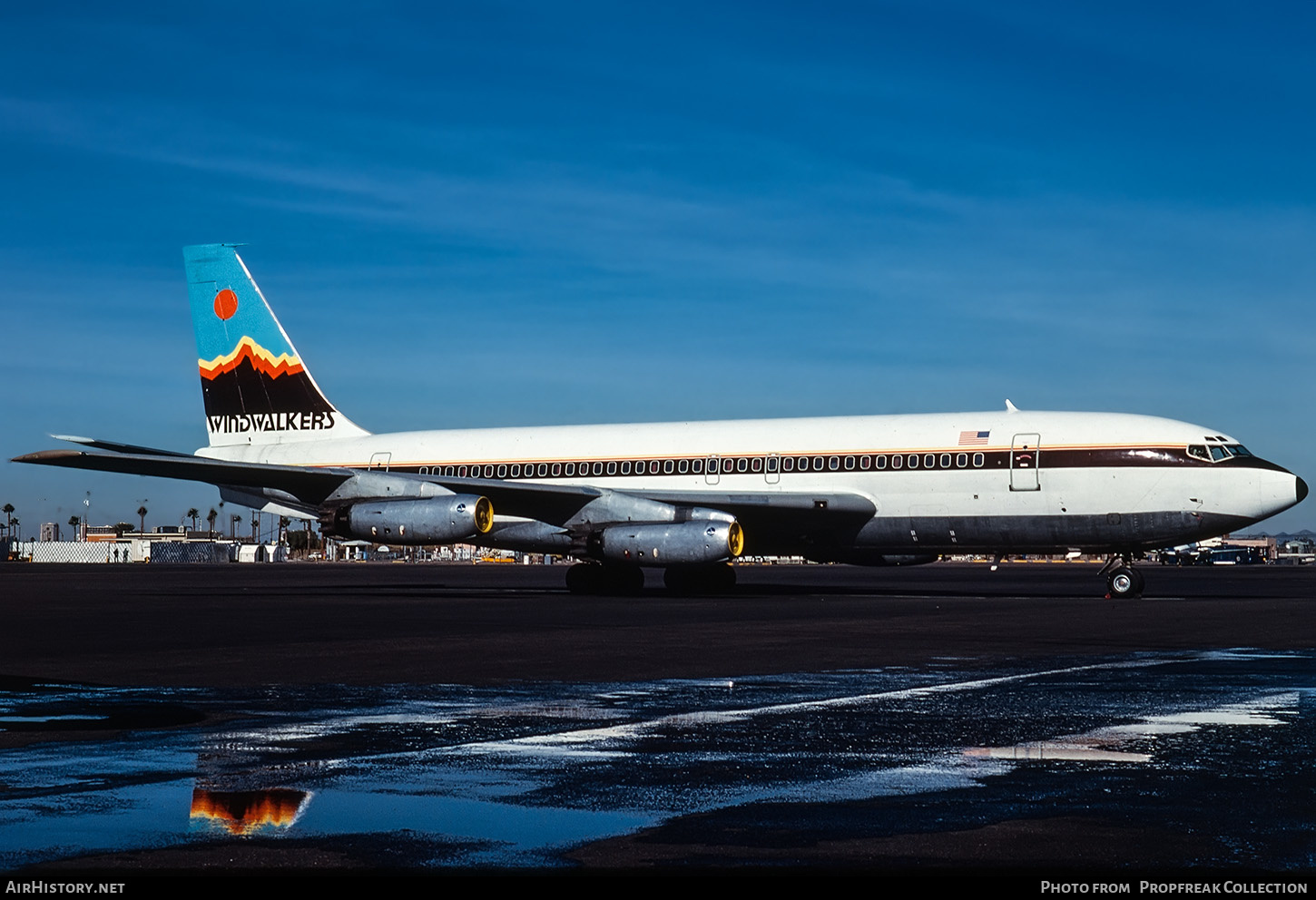 Aircraft Photo of N8711E | Boeing 720-025 | Windwalkers Air Country Club | AirHistory.net #656153