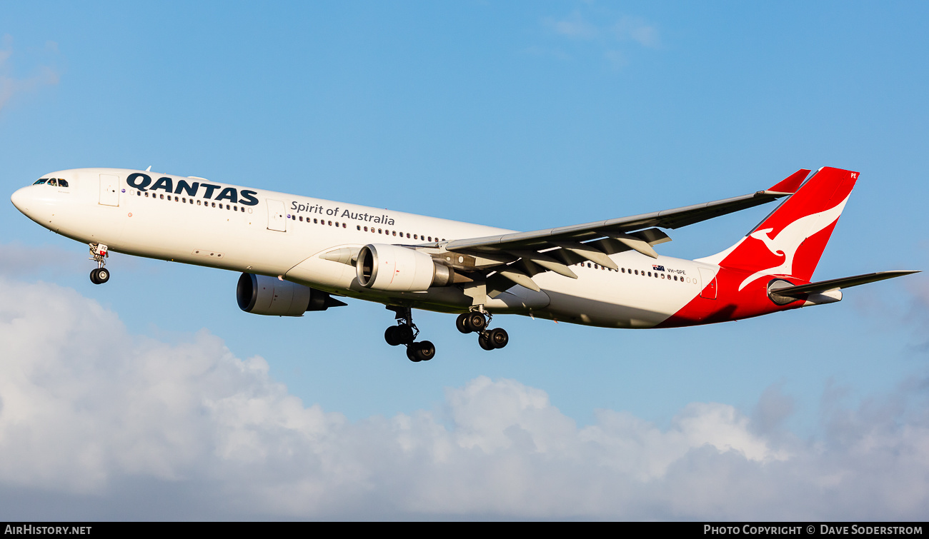 Aircraft Photo of VH-QPE | Airbus A330-303E | Qantas | AirHistory.net #656213
