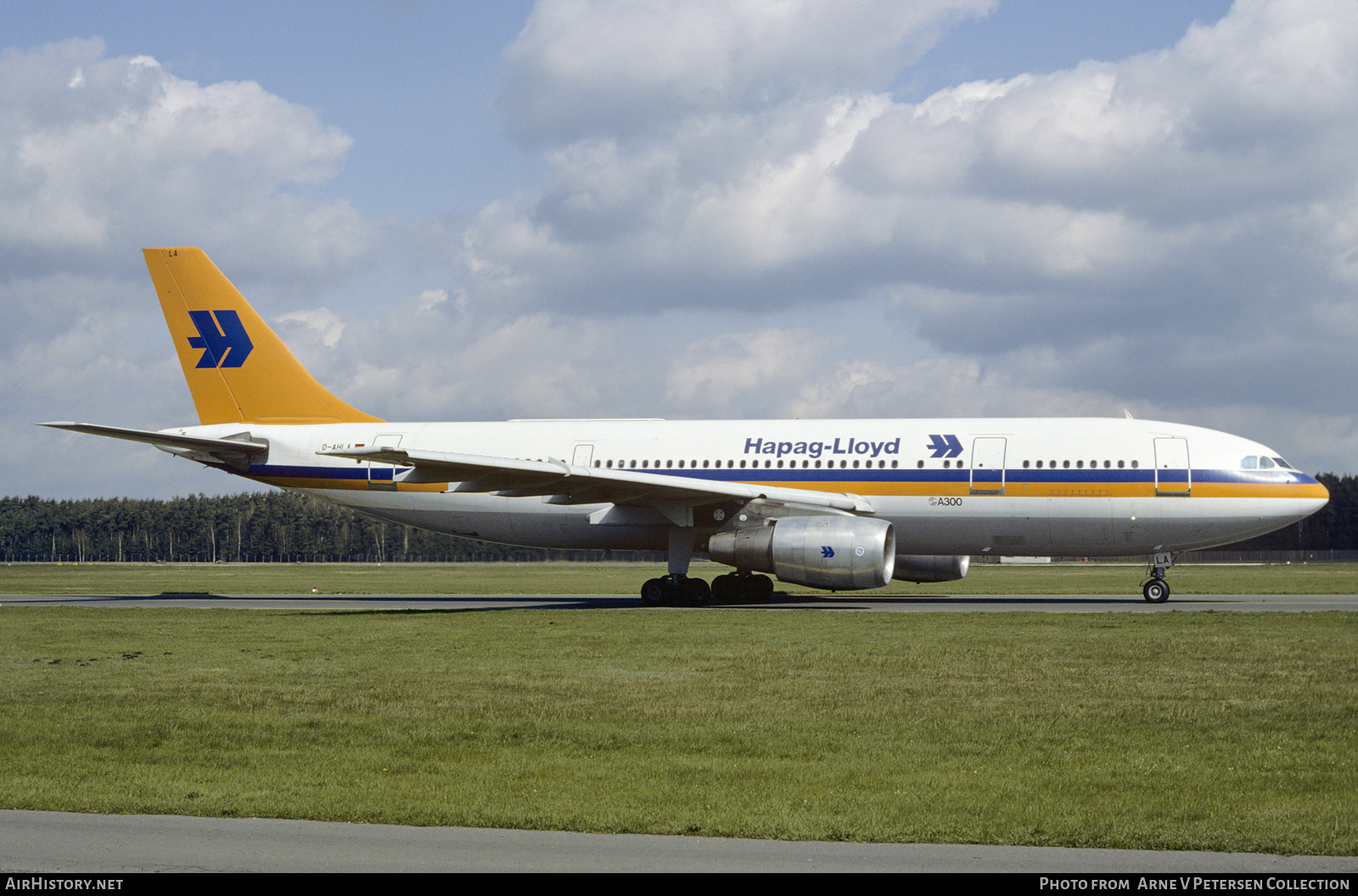 Aircraft Photo of D-AHLA | Airbus A300B4-203 | Hapag-Lloyd | AirHistory.net #656248