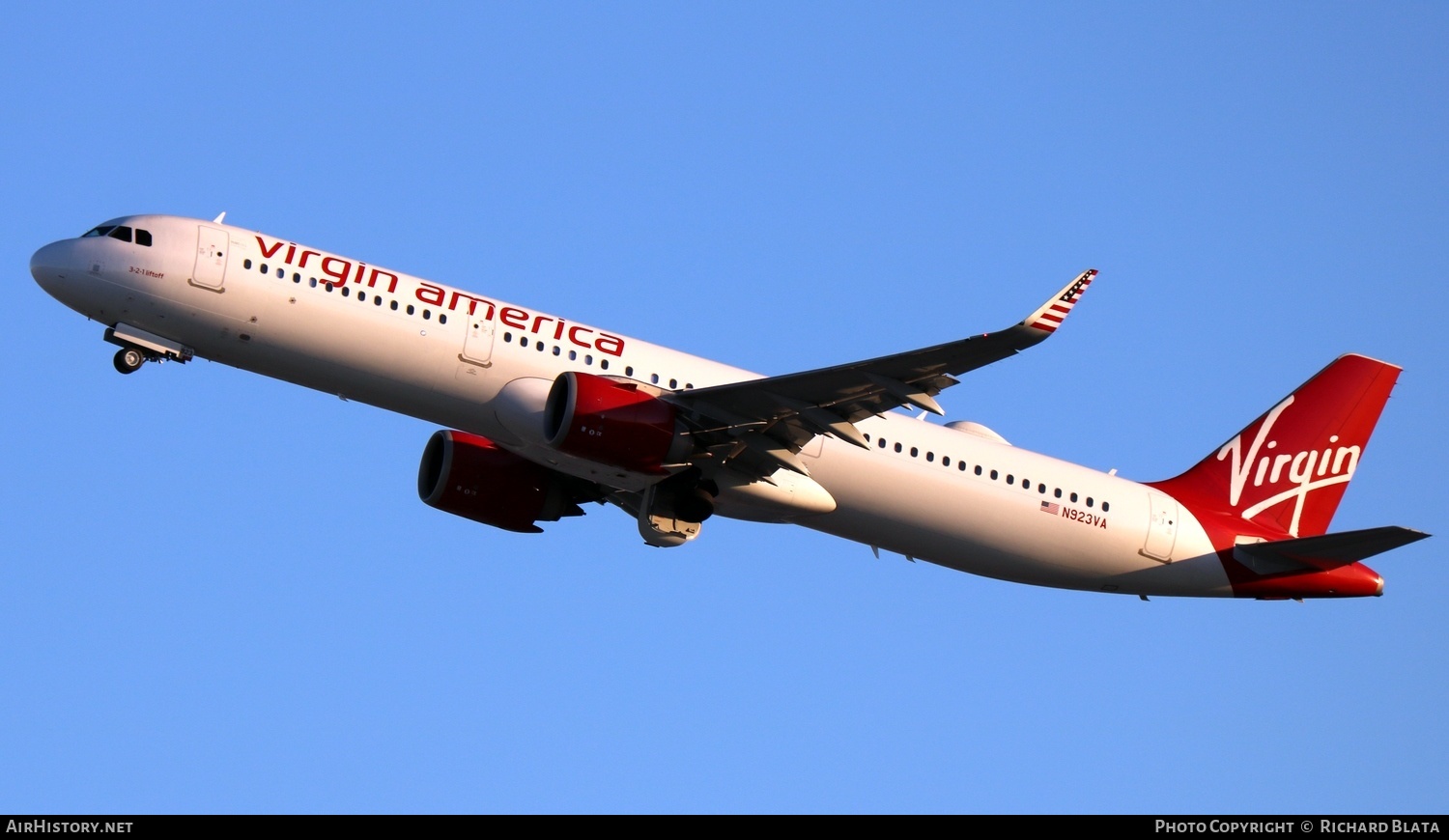 Aircraft Photo of N923VA | Airbus A321-253N | Virgin America | AirHistory.net #656268