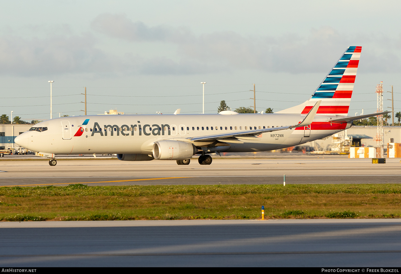 Aircraft Photo of N972NN | Boeing 737-823 | American Airlines | AirHistory.net #656288