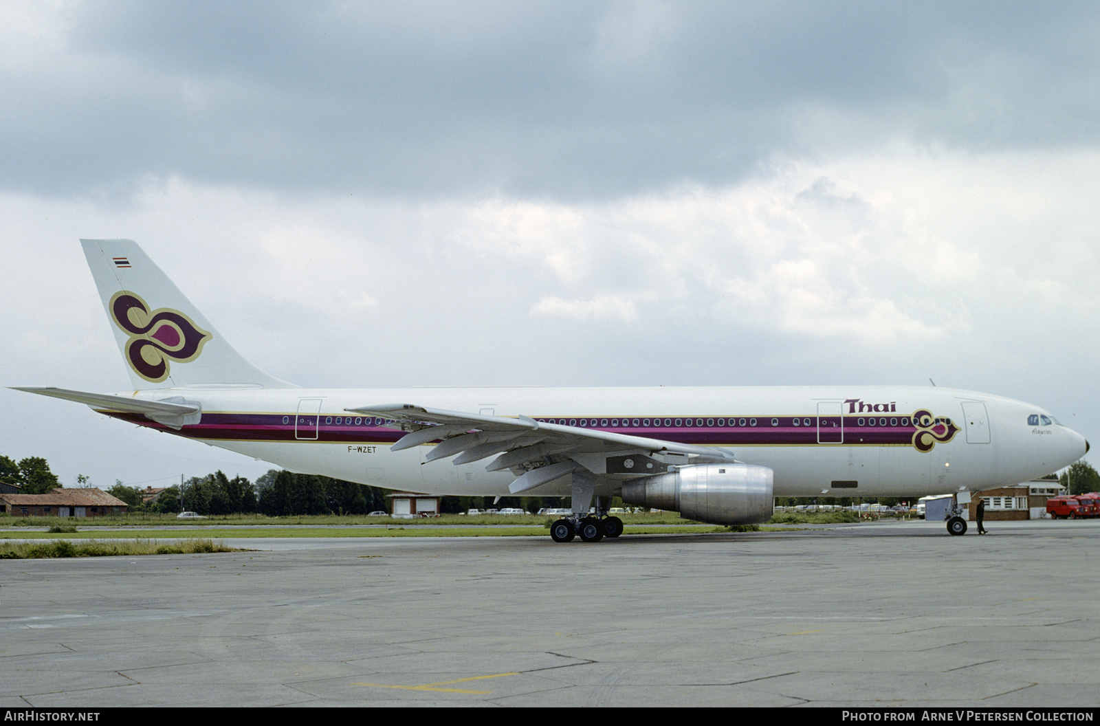 Aircraft Photo of F-WZET | Airbus A300B4-103 | Thai Airways International | AirHistory.net #656463