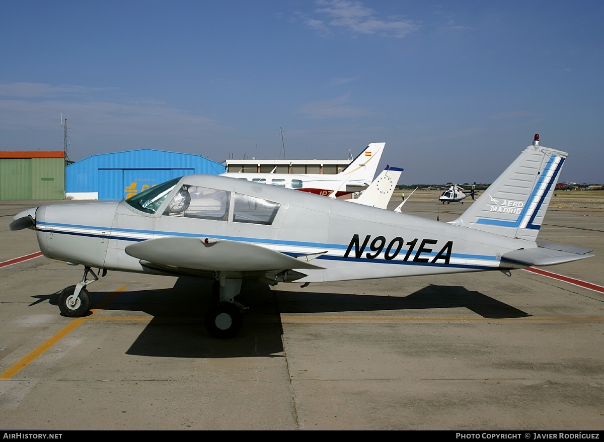 Aircraft Photo of N901EA | Piper PA-28-140 Cherokee D | Aero Madrid | AirHistory.net #656471