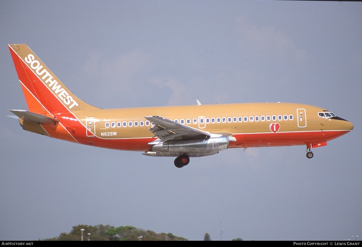 Aircraft Photo of N62SW | Boeing 737-2H4/Adv | Southwest Airlines | AirHistory.net #656488