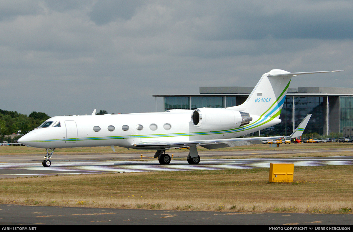 Aircraft Photo of N240CX | Gulfstream Aerospace G-IV Gulfstream IV-SP | AirHistory.net #656494