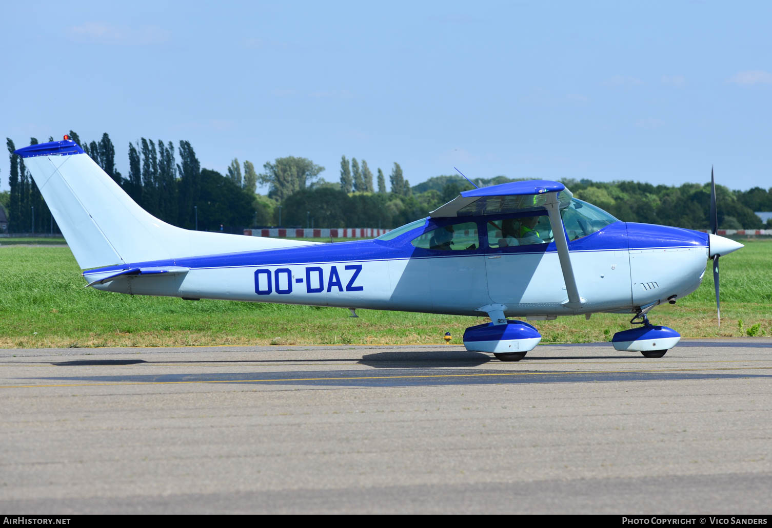 Aircraft Photo of OO-DAZ | Cessna 182P Skylane | AirHistory.net #656576