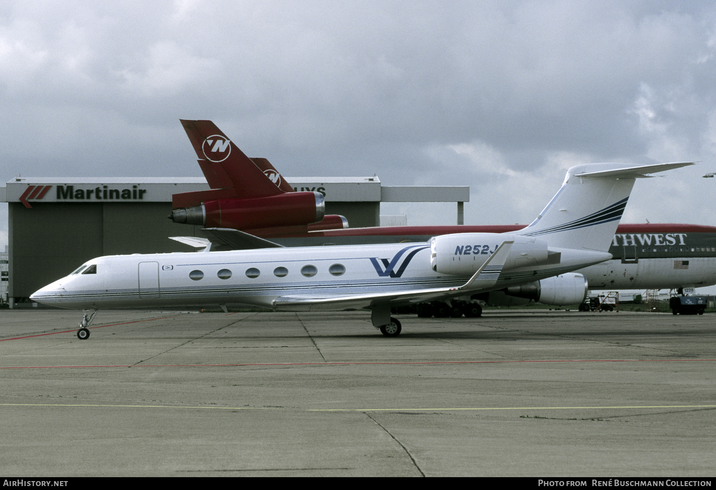 Aircraft Photo of N252JS | Gulfstream Aerospace G-V Gulfstream V | Jefferson Smurfit | AirHistory.net #656640