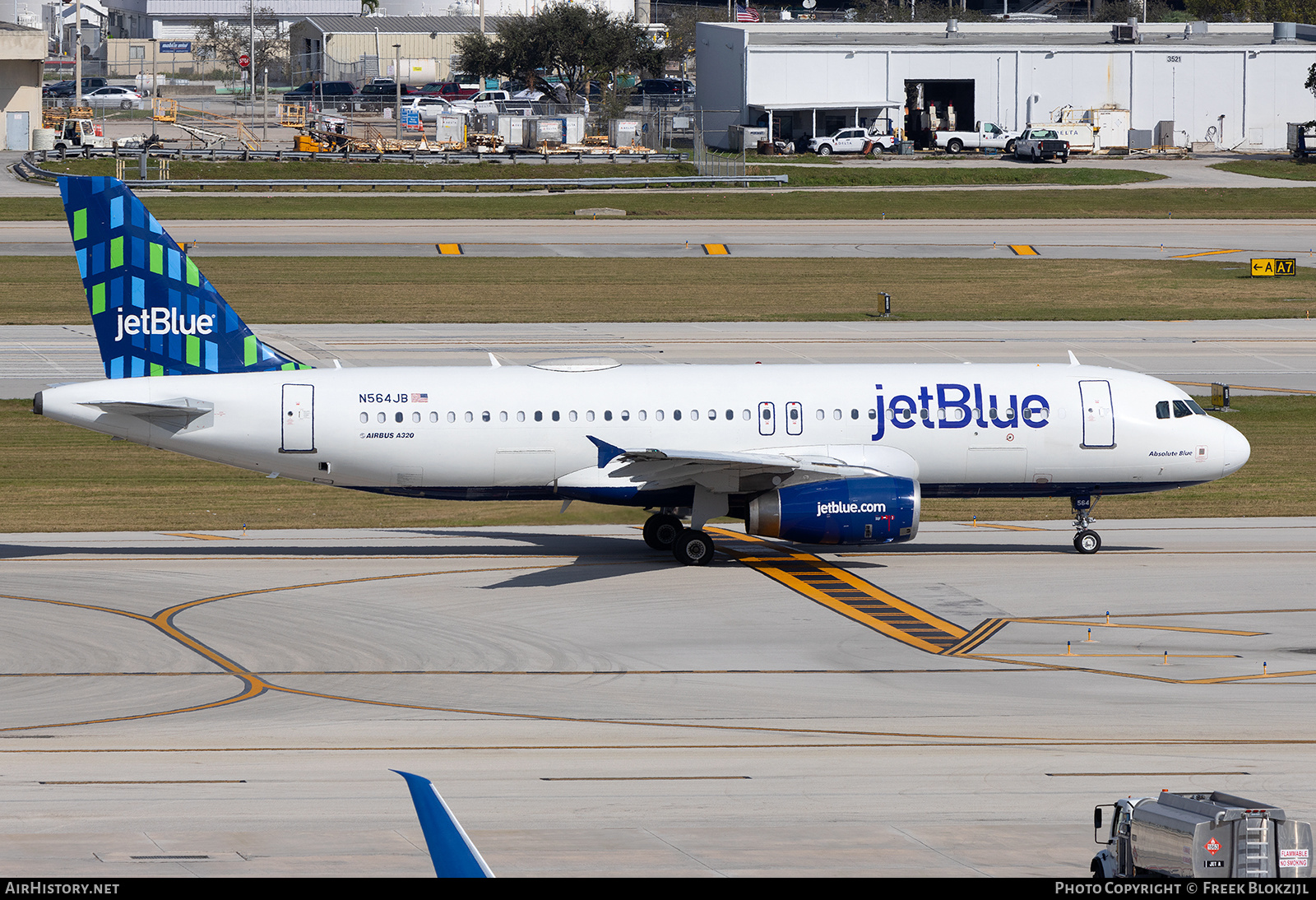 Aircraft Photo of N564JB | Airbus A320-232 | JetBlue Airways | AirHistory.net #656643
