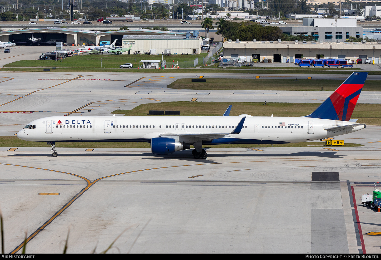Aircraft Photo of N594NW | Boeing 757-351 | Delta Air Lines | AirHistory.net #656644