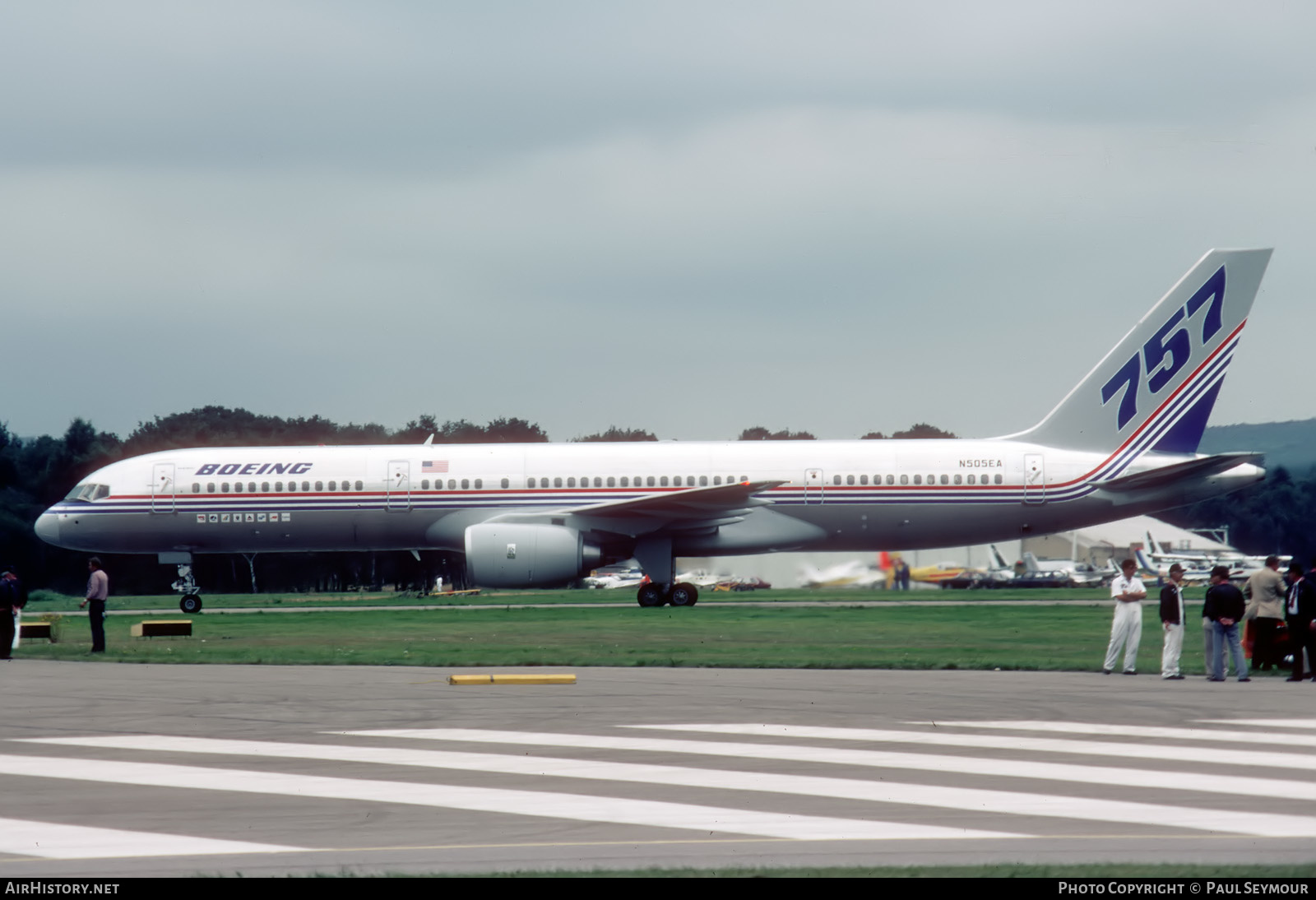 Aircraft Photo of N505EA | Boeing 757-225 | Boeing | AirHistory.net #656654