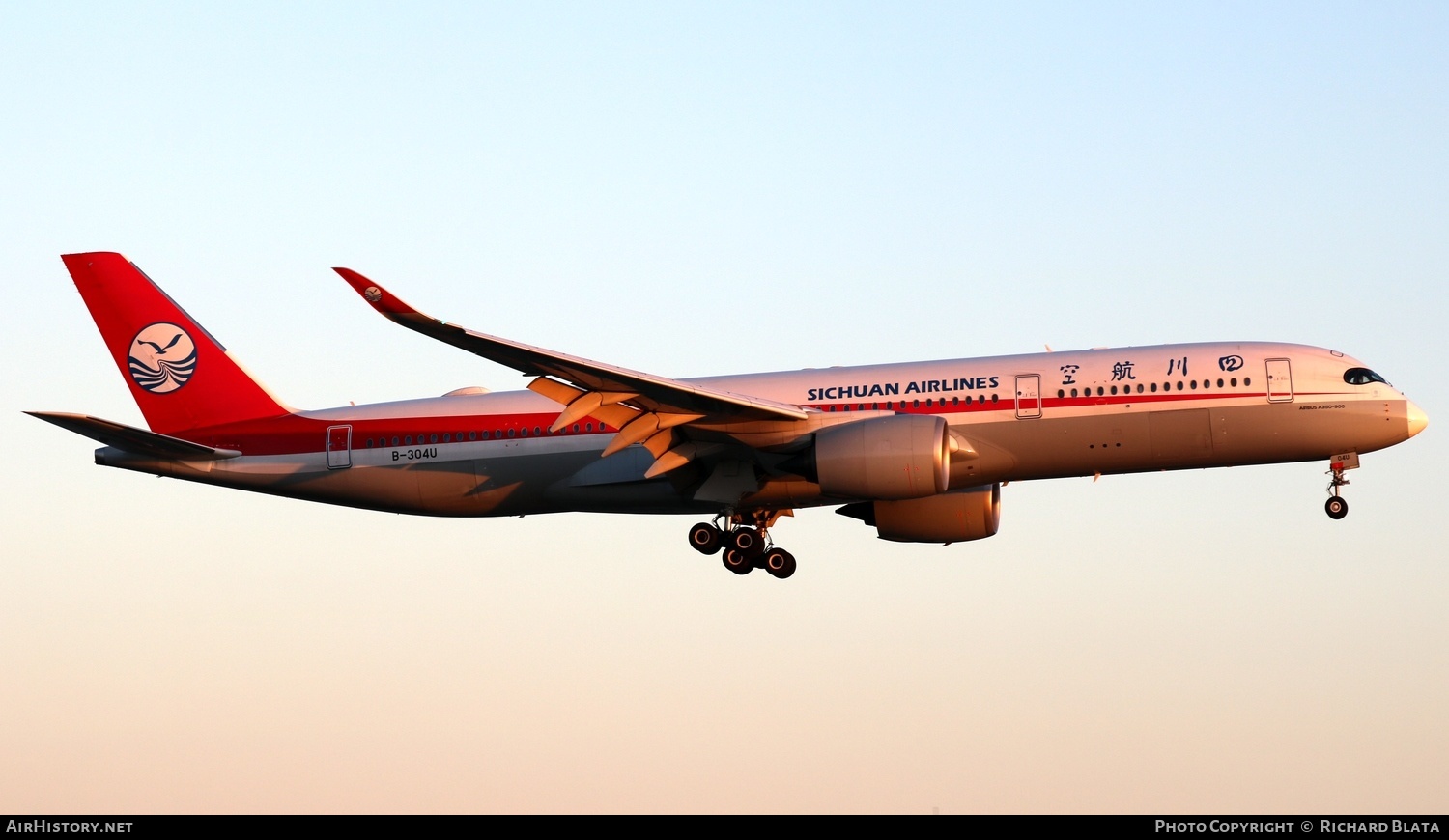 Aircraft Photo of B-304U | Airbus A350-941 | Sichuan Airlines | AirHistory.net #656676