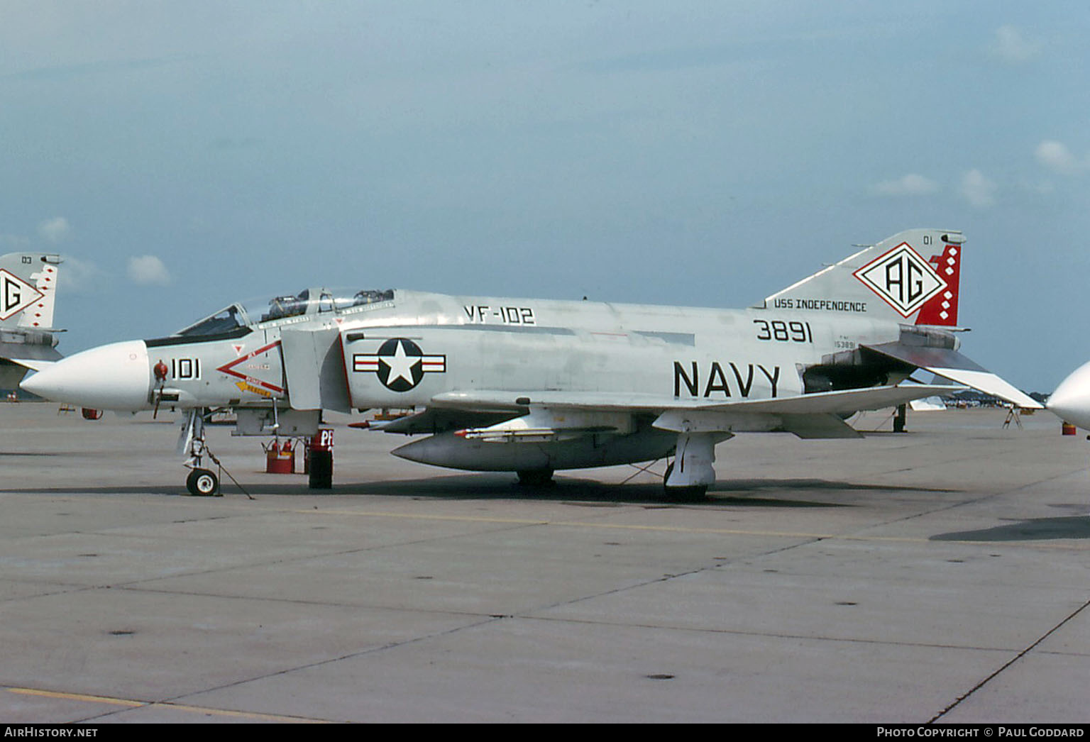 Aircraft Photo of 153891 / 3891 | McDonnell Douglas F-4J Phantom II | USA - Navy | AirHistory.net #656724