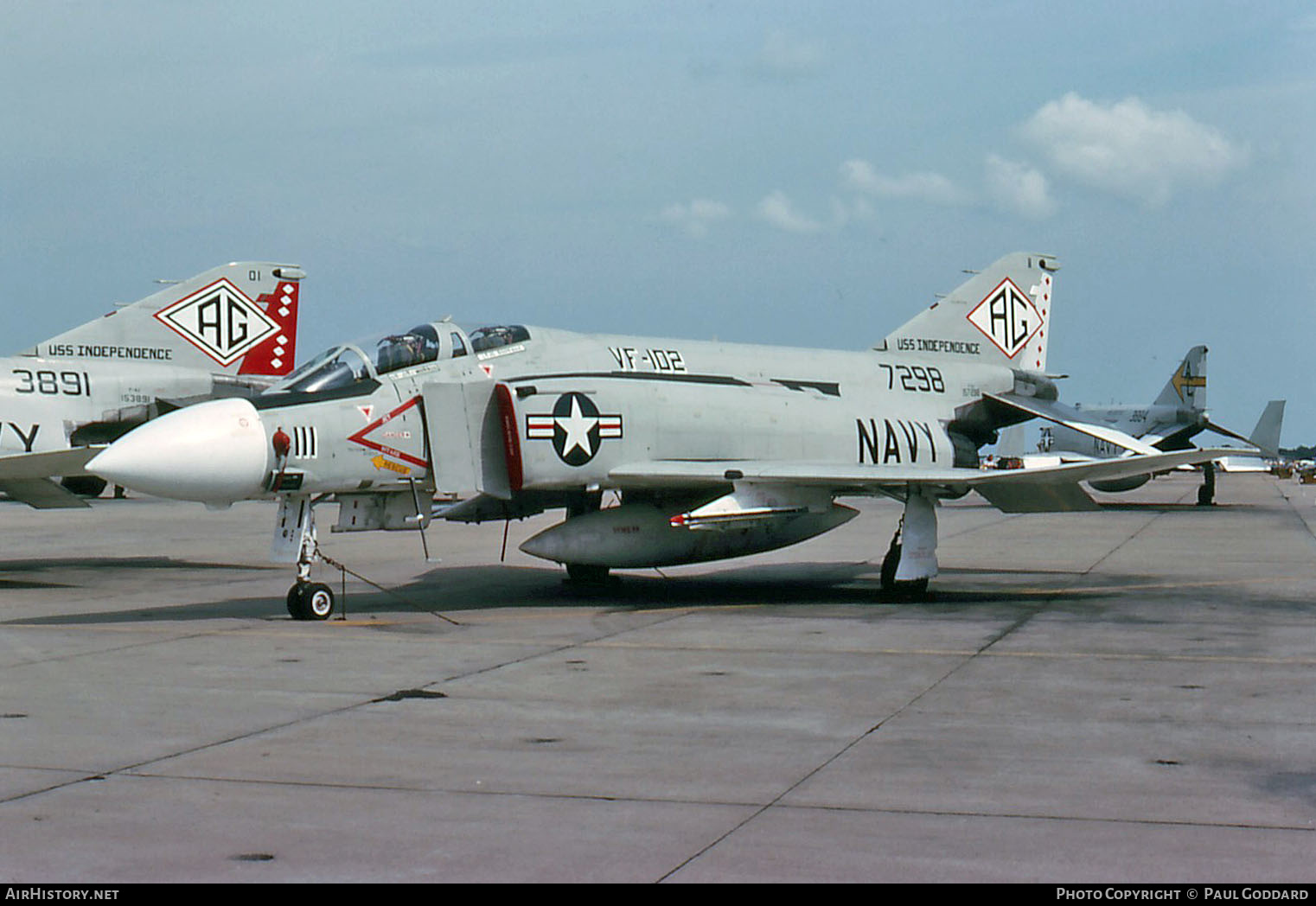 Aircraft Photo of 157298 / 7298 | McDonnell Douglas F-4J Phantom II | USA - Navy | AirHistory.net #656725