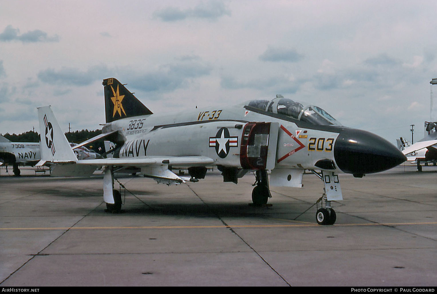 Aircraft Photo of 153835 / 3835 | McDonnell Douglas F-4J Phantom II | USA - Navy | AirHistory.net #656730