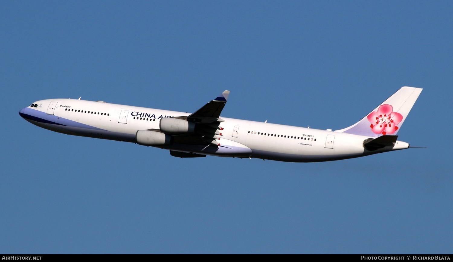 Aircraft Photo of B-18807 | Airbus A340-313X | China Airlines | AirHistory.net #656791