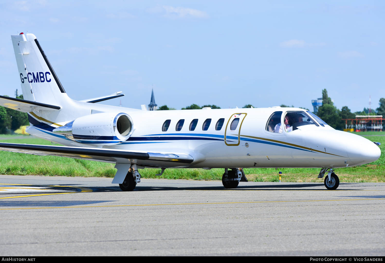 Aircraft Photo of G-CMBC | Cessna 550 Citation Bravo | AirHistory.net #656795