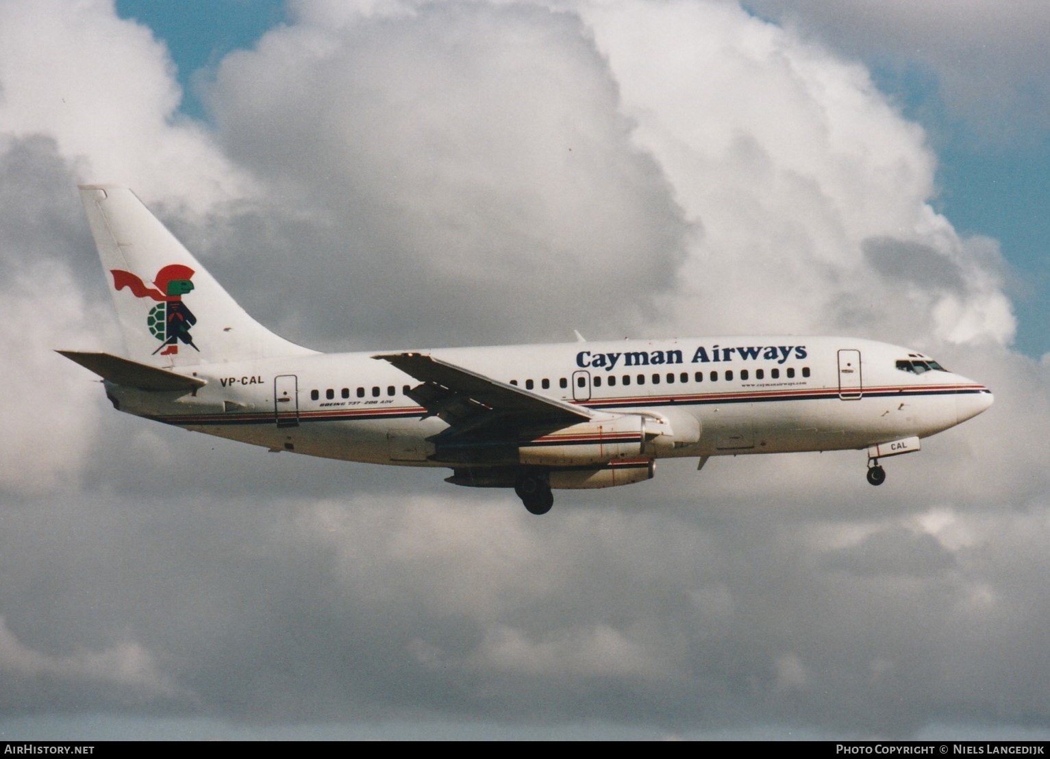 Aircraft Photo of VP-CAL | Boeing 737-205/Adv | Cayman Airways | AirHistory.net #656831