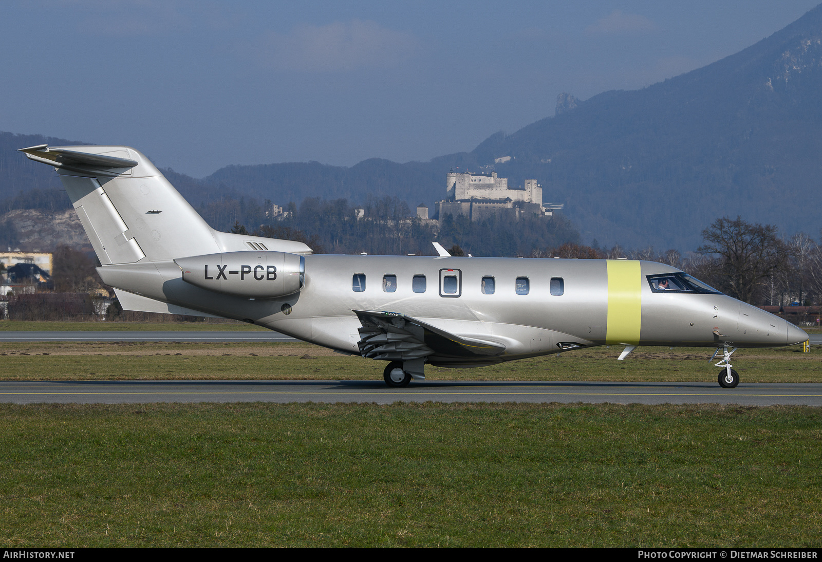 Aircraft Photo of LX-PCB | Pilatus PC-24 | AirHistory.net #656842