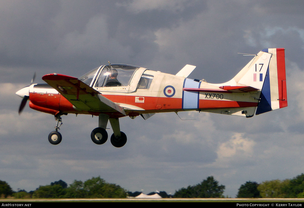 Aircraft Photo of G-CBEK / XX700 | Scottish Aviation Bulldog 120/121 | UK - Air Force | AirHistory.net #656867