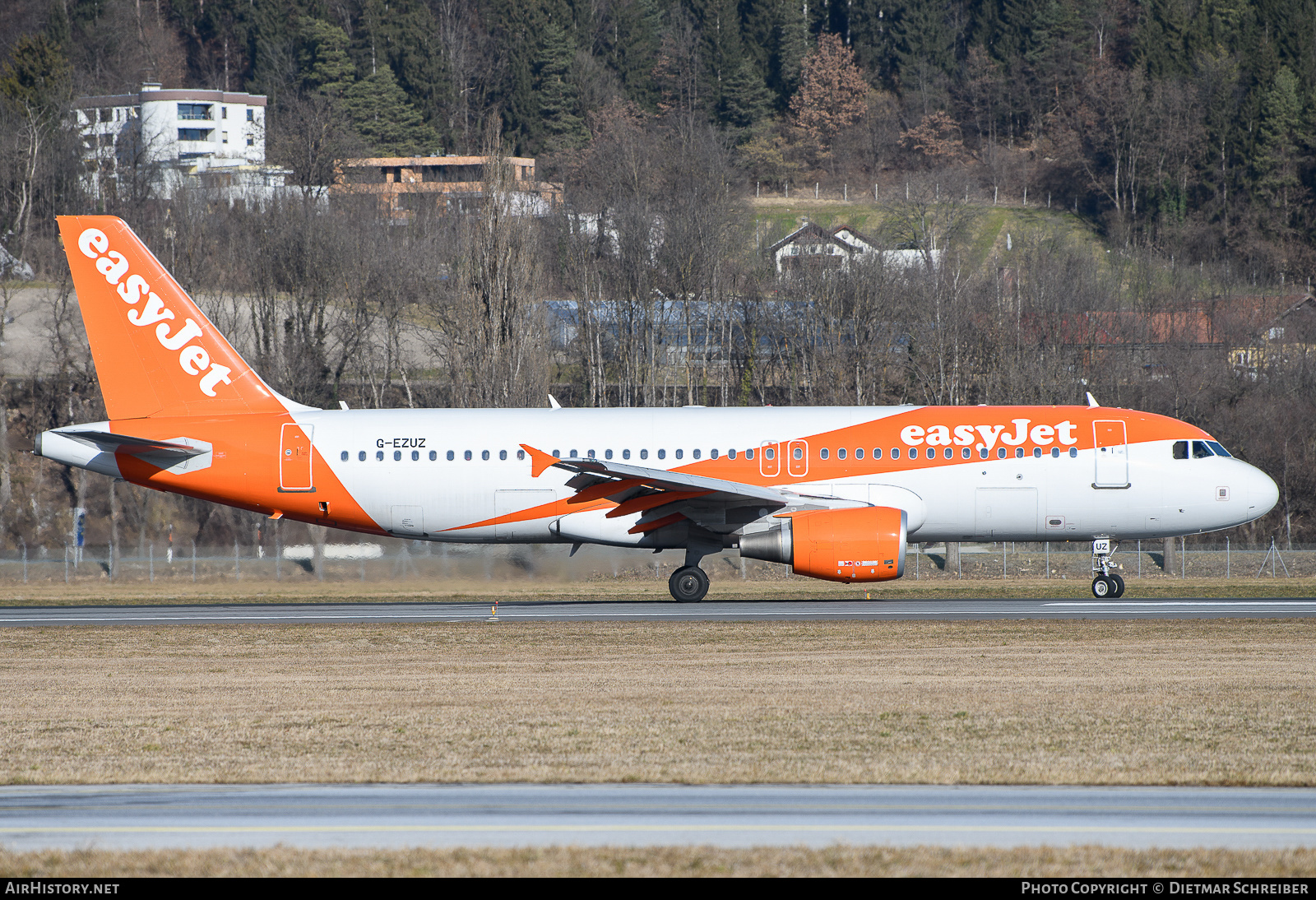 Aircraft Photo of G-EZUZ | Airbus A320-214 | EasyJet | AirHistory.net #656914