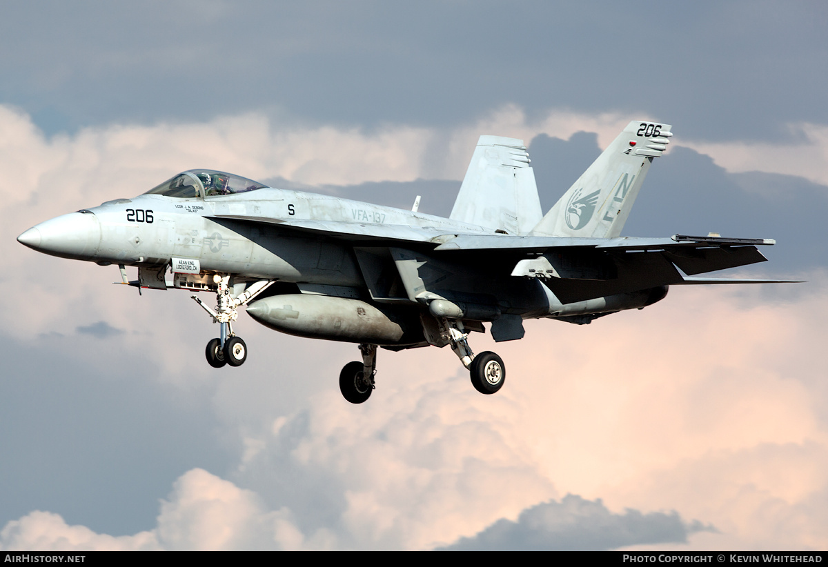 Aircraft Photo of 165899 | Boeing F/A-18E Super Hornet | USA - Navy | AirHistory.net #656917