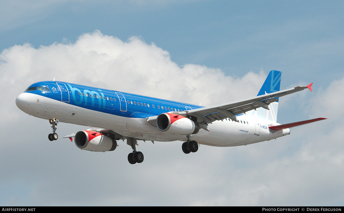 Aircraft Photo of G-MEDM | Airbus A321-231 | BMI - British Midland International | AirHistory.net #657012