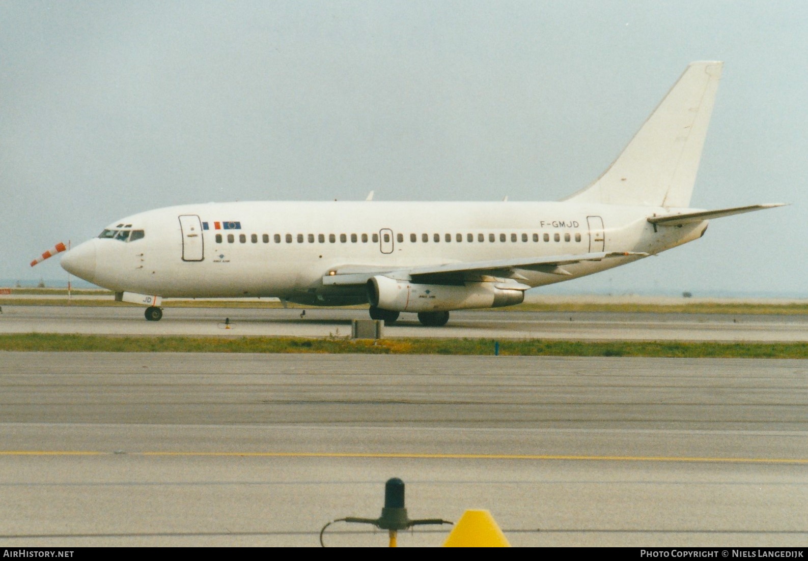 Aircraft Photo of F-GMJD | Boeing 737-2K5/Adv | Aigle Azur | AirHistory.net #657014