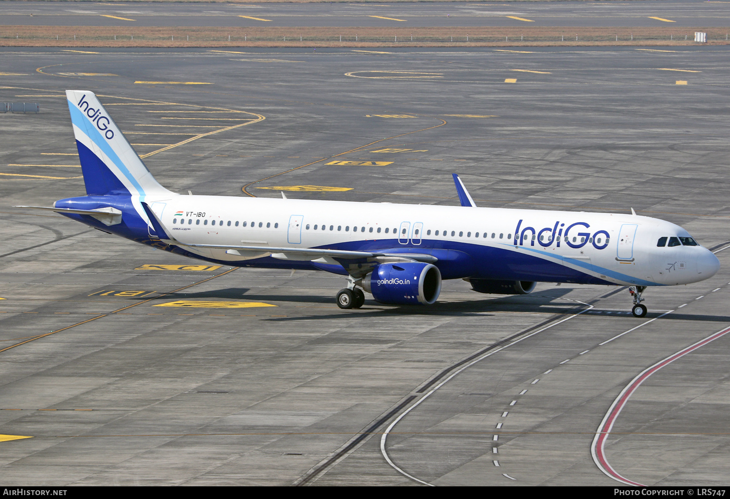 Aircraft Photo of VT-IBO | Airbus A321-251NX | IndiGo | AirHistory.net #657054
