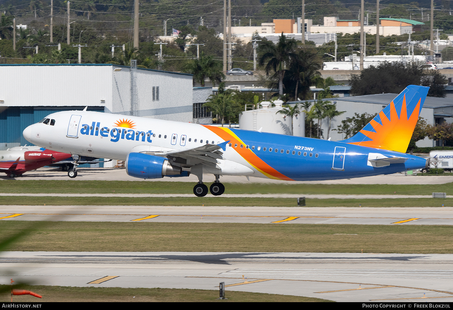 Aircraft Photo of N273NV | Airbus A320-214 | Allegiant Air | AirHistory.net #657089