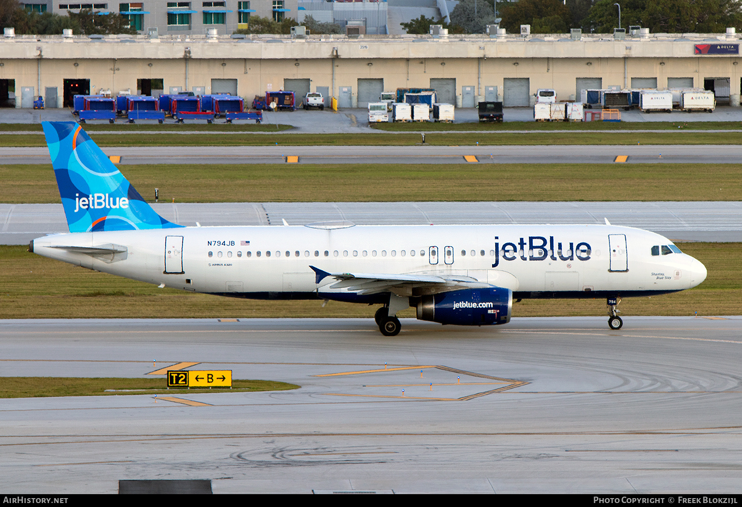 Aircraft Photo of N794JB | Airbus A321-232 | JetBlue Airways | AirHistory.net #657114