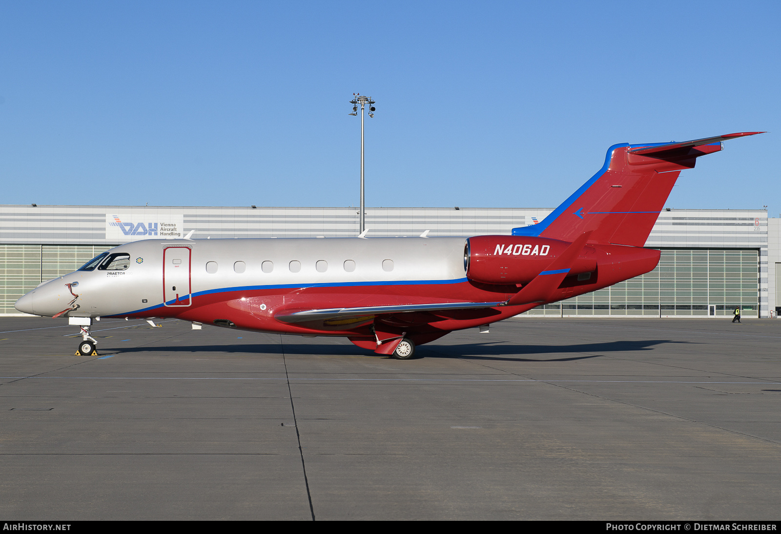 Aircraft Photo of N406AD | Embraer EMB-550 Praetor 600 | AirHistory.net #657171