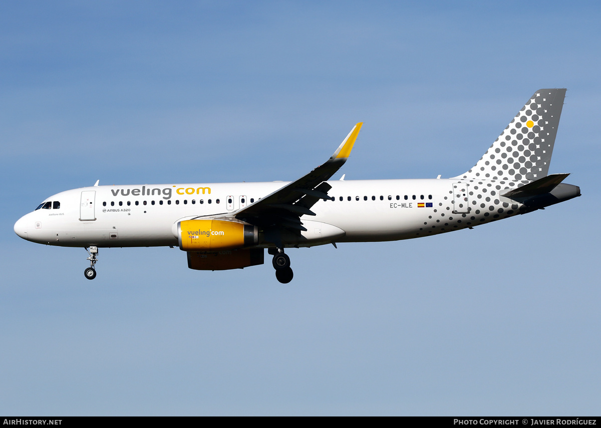 Aircraft Photo of EC-MLE | Airbus A320-232 | Vueling Airlines | AirHistory.net #657206