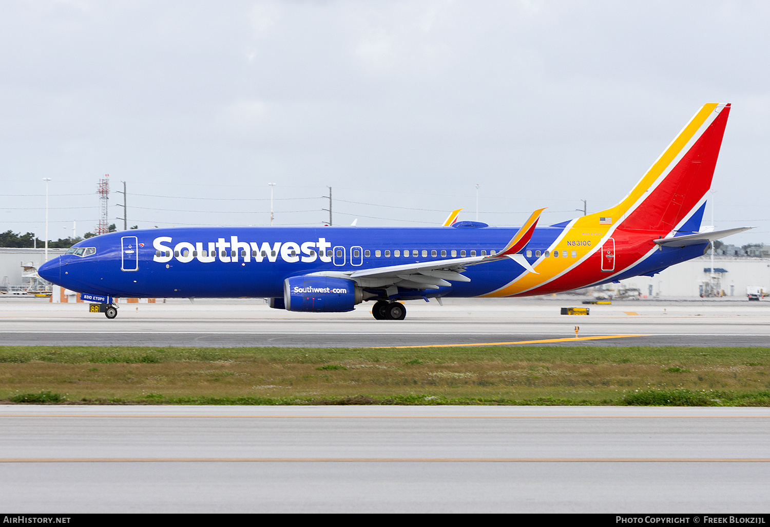 Aircraft Photo of N8310C | Boeing 737-8H4 | Southwest Airlines | AirHistory.net #657287