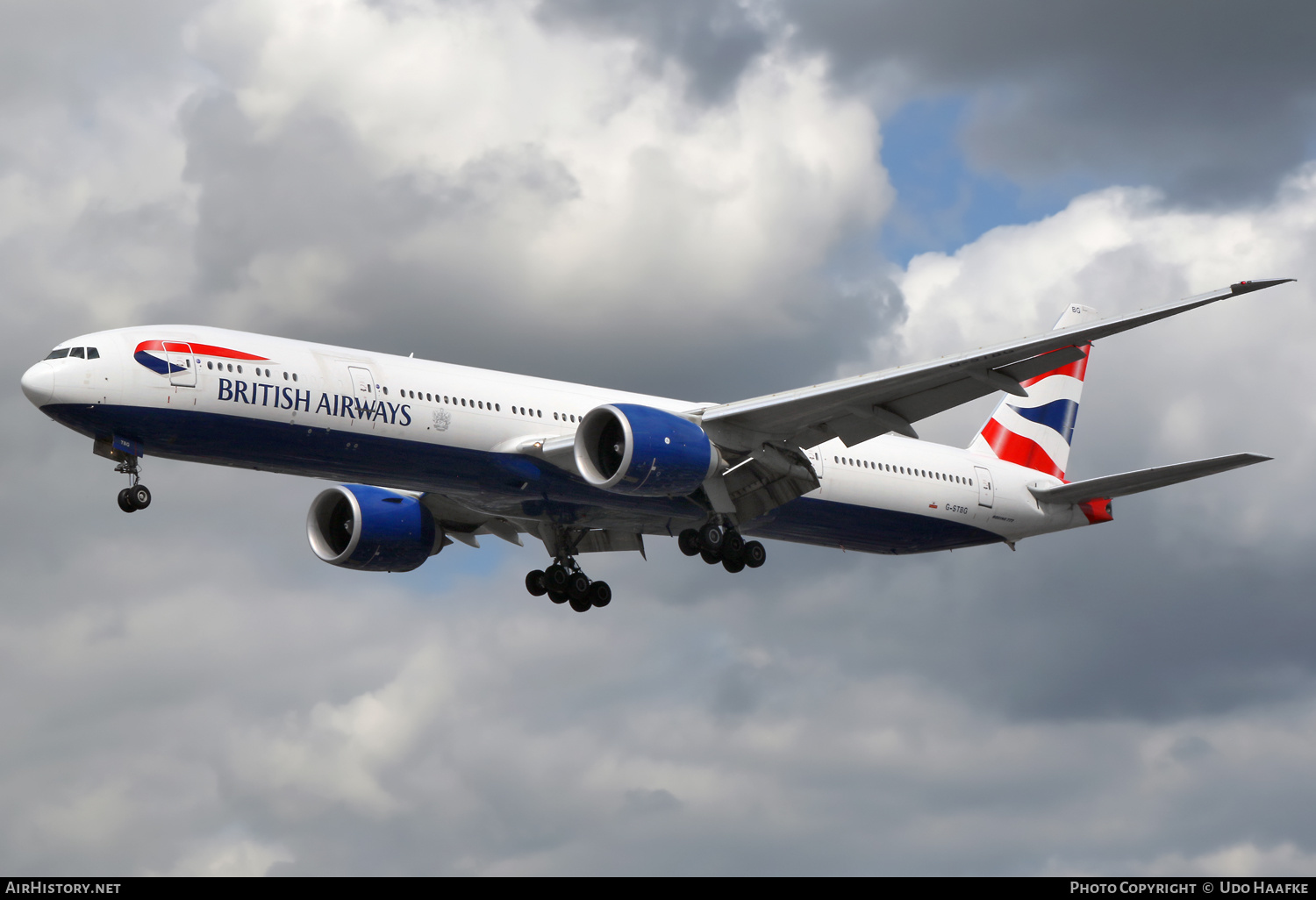 Aircraft Photo of G-STBG | Boeing 777-336/ER | British Airways | AirHistory.net #657318