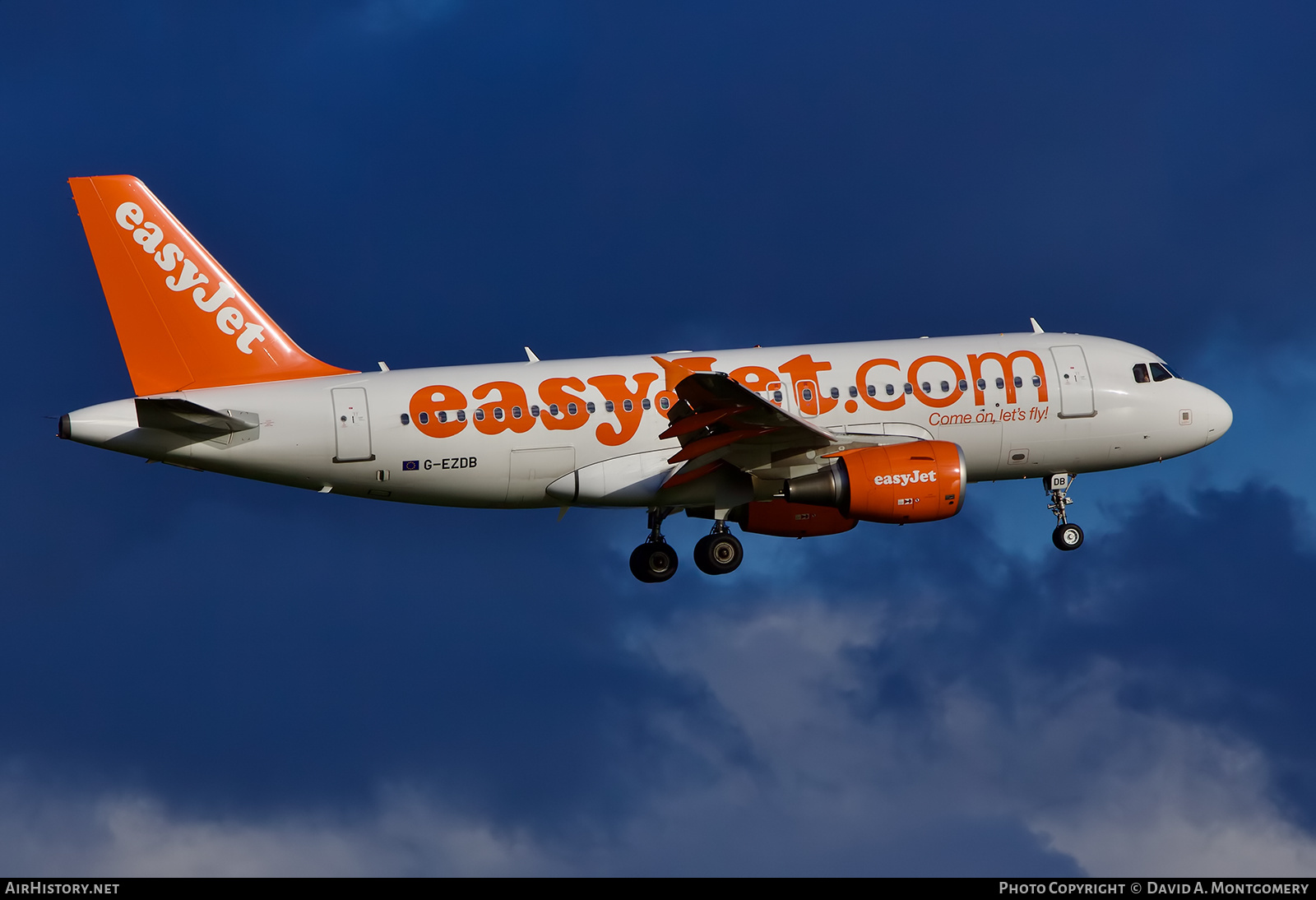 Aircraft Photo of G-EZDB | Airbus A319-111 | EasyJet | AirHistory.net #657334