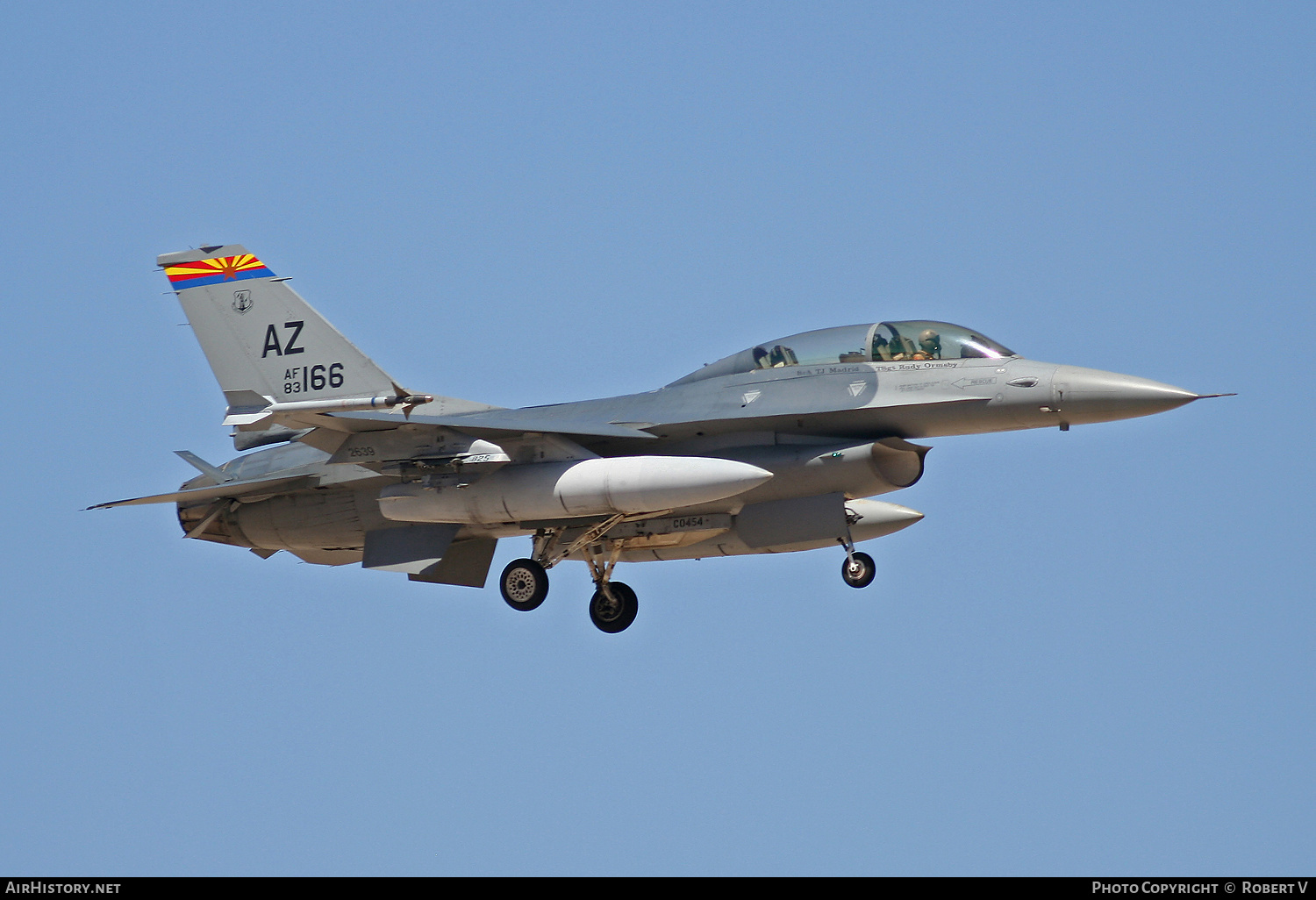 Aircraft Photo of 83-1166 / AF83-166 | General Dynamics F-16B Fighting Falcon | USA - Air Force | AirHistory.net #657429