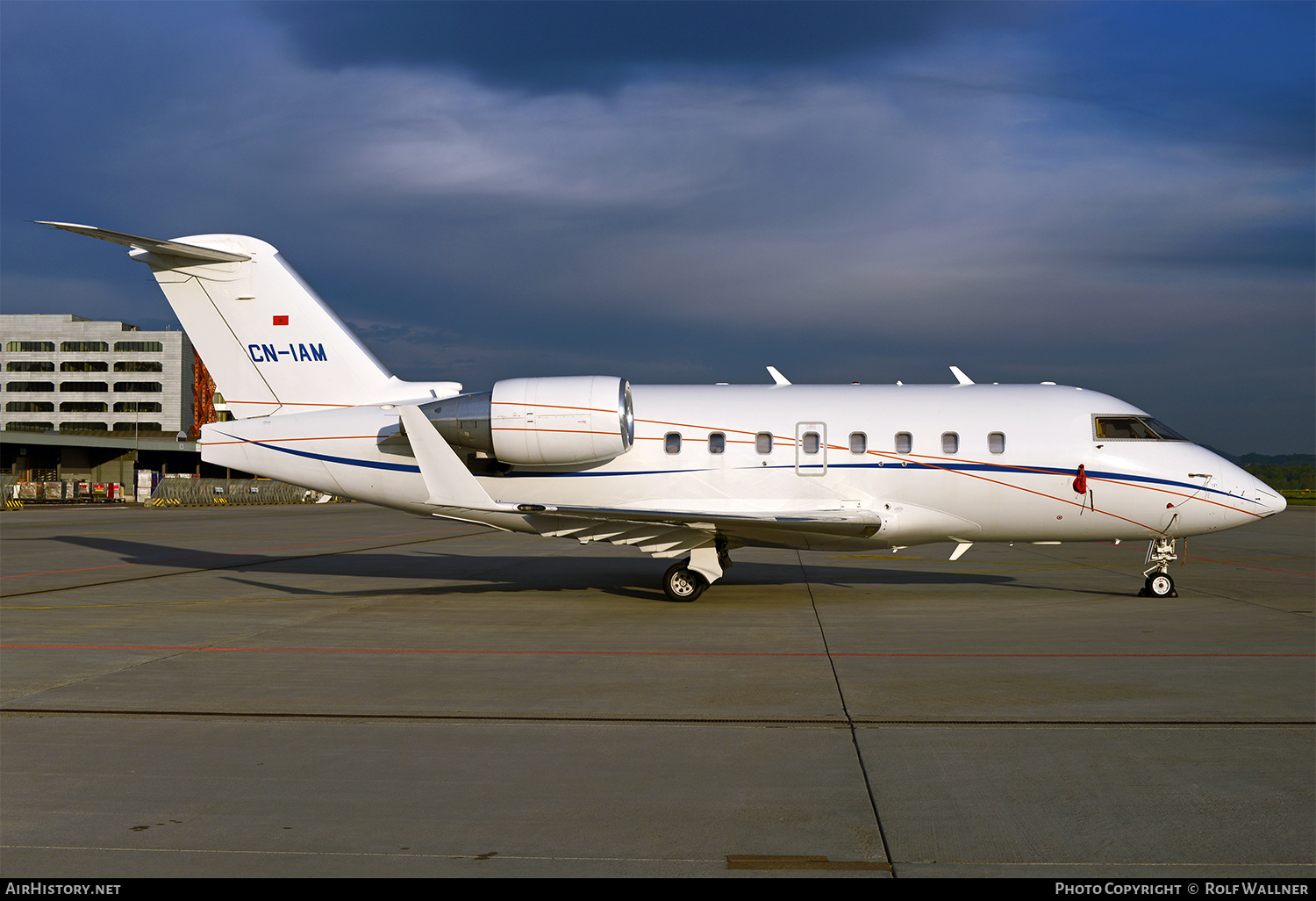 Aircraft Photo of CN-IAM | Bombardier Challenger 604 (CL-600-2B16) | AirHistory.net #657452