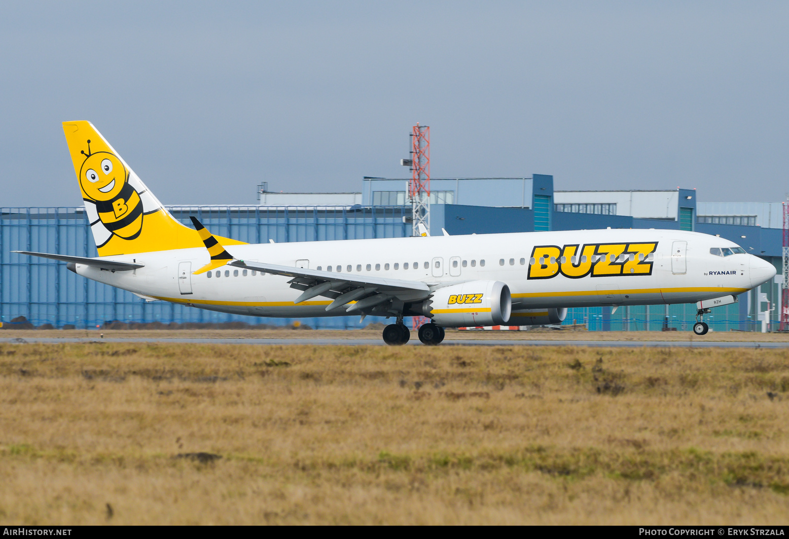 Aircraft Photo of SP-RZH | Boeing 737-8200 Max 200 | Buzz | AirHistory.net #657475