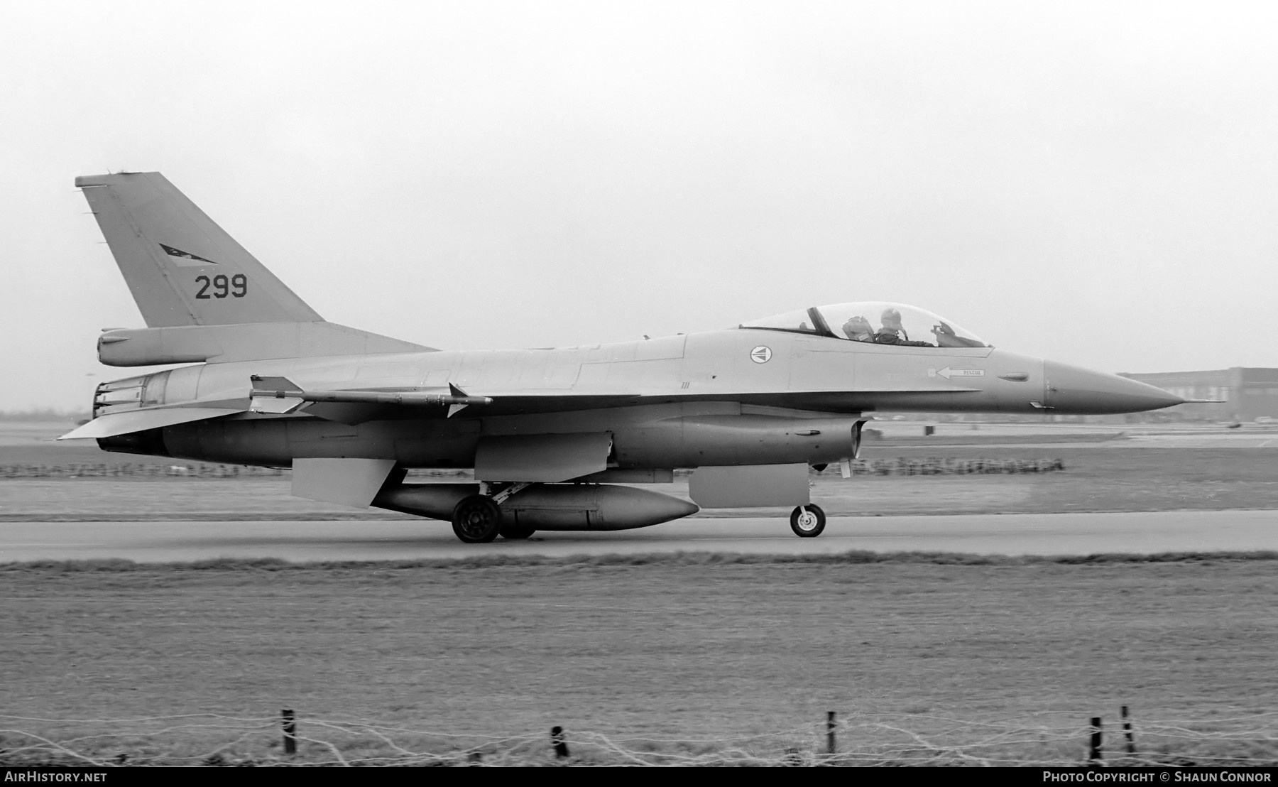 Aircraft Photo of 299 | General Dynamics F-16A Fighting Falcon | Norway - Air Force | AirHistory.net #657478