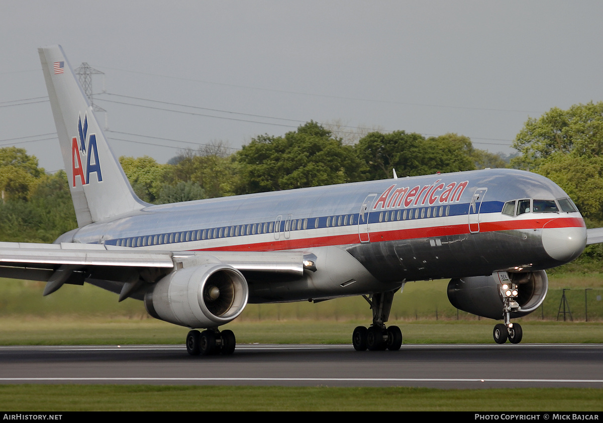 Aircraft Photo of N187AN | Boeing 757-223 | American Airlines | AirHistory.net #657529