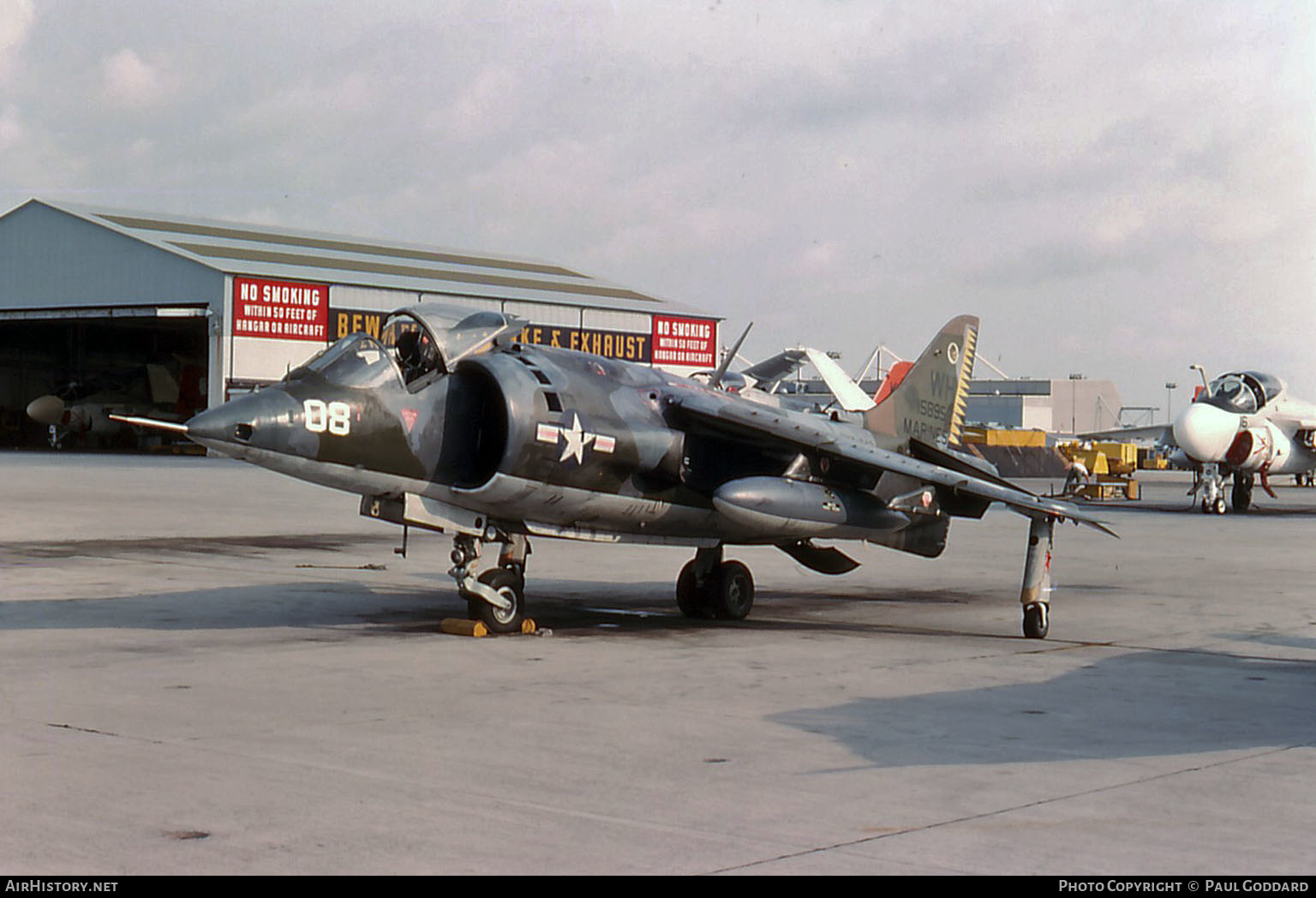 Aircraft Photo of 158954 | Hawker Siddeley AV-8A Harrier | USA - Marines | AirHistory.net #657543