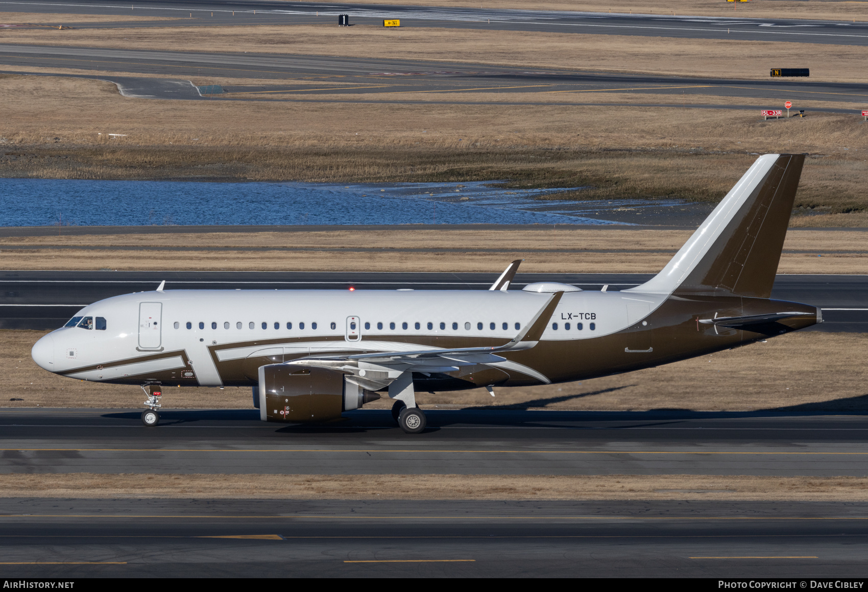 Aircraft Photo of LX-TCB | Airbus A319-153NCJ | AirHistory.net #657547