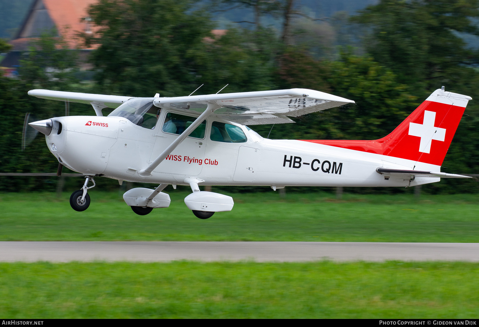 Aircraft Photo of HB-CQM | Cessna 172N Skyhawk | Swiss Flying Club | AirHistory.net #657559