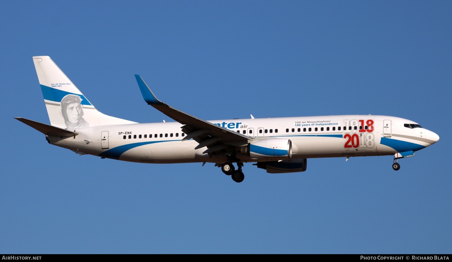 Aircraft Photo of SP-ENX | Boeing 737-8Q8 | Enter Air | AirHistory.net #657592